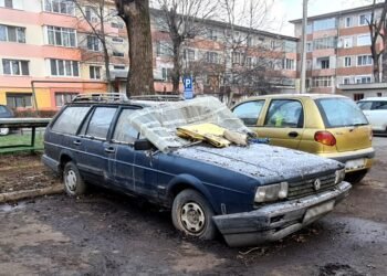 Peste 300 de mașini abandonate, ridicate de pe străzile Timișoarei de la începutul anului